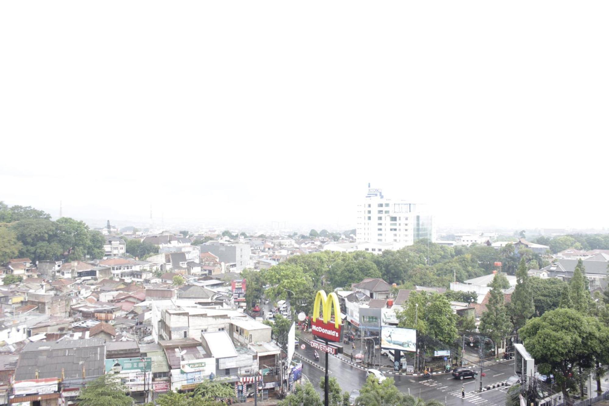 Deluxe 2br At Dago Boutique By Travelio *